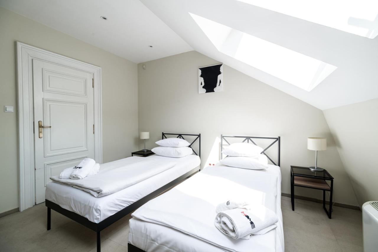 Home Aparthotel Krakow Bagian luar foto