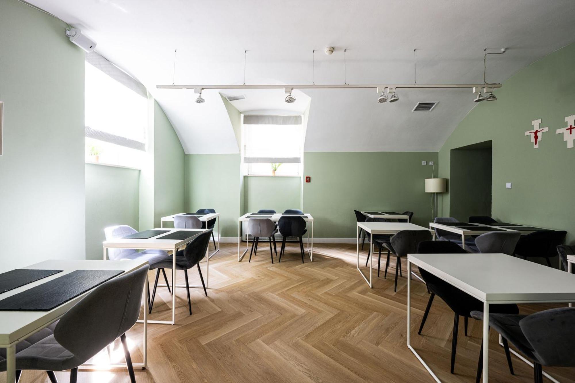 Home Aparthotel Krakow Bagian luar foto