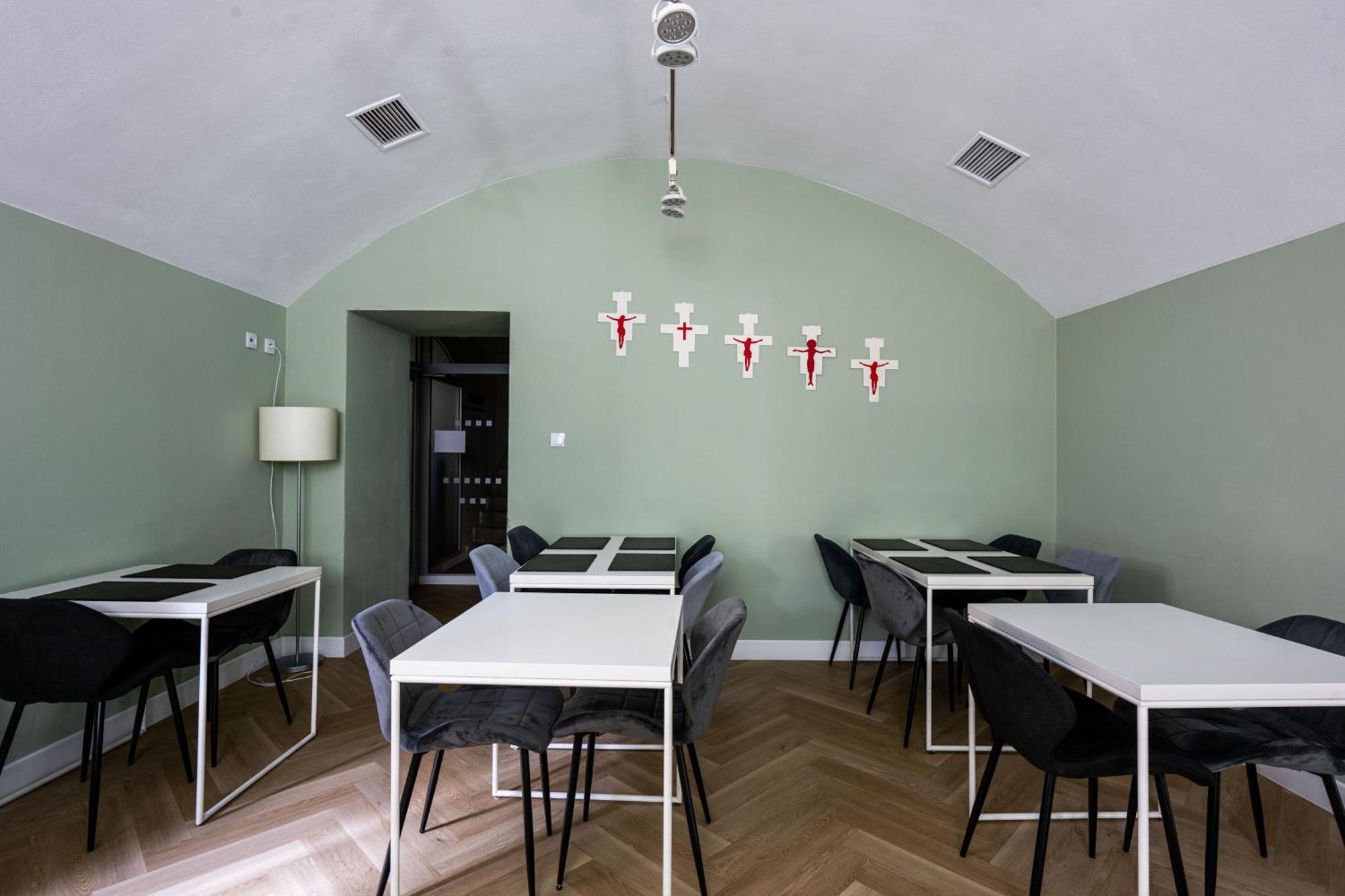 Home Aparthotel Krakow Bagian luar foto