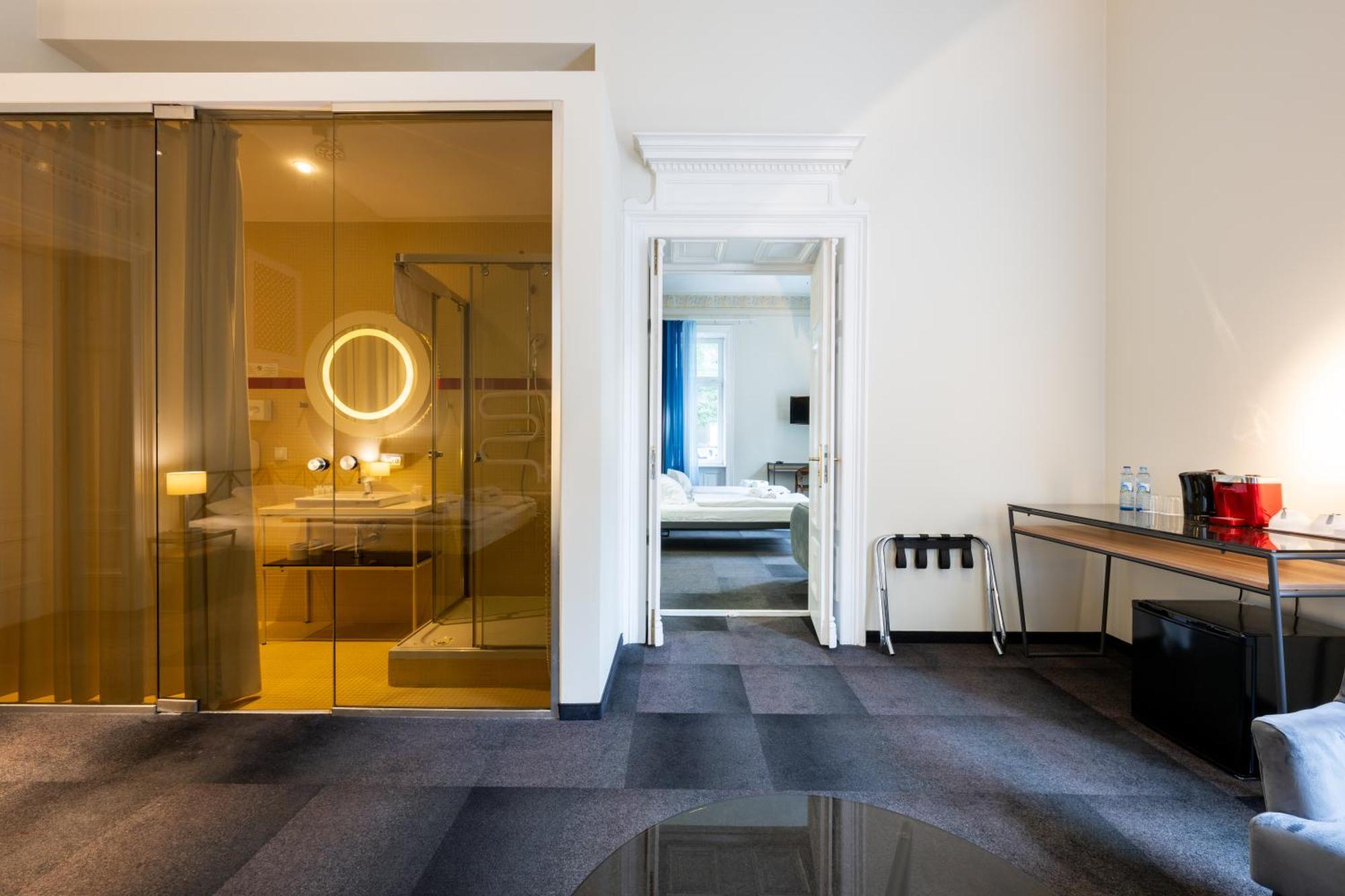Home Aparthotel Krakow Bagian luar foto
